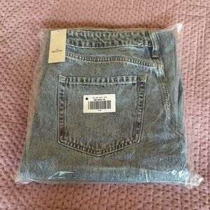 Hollister woman’s Gray Denim Jeans - Classic Straight Fit